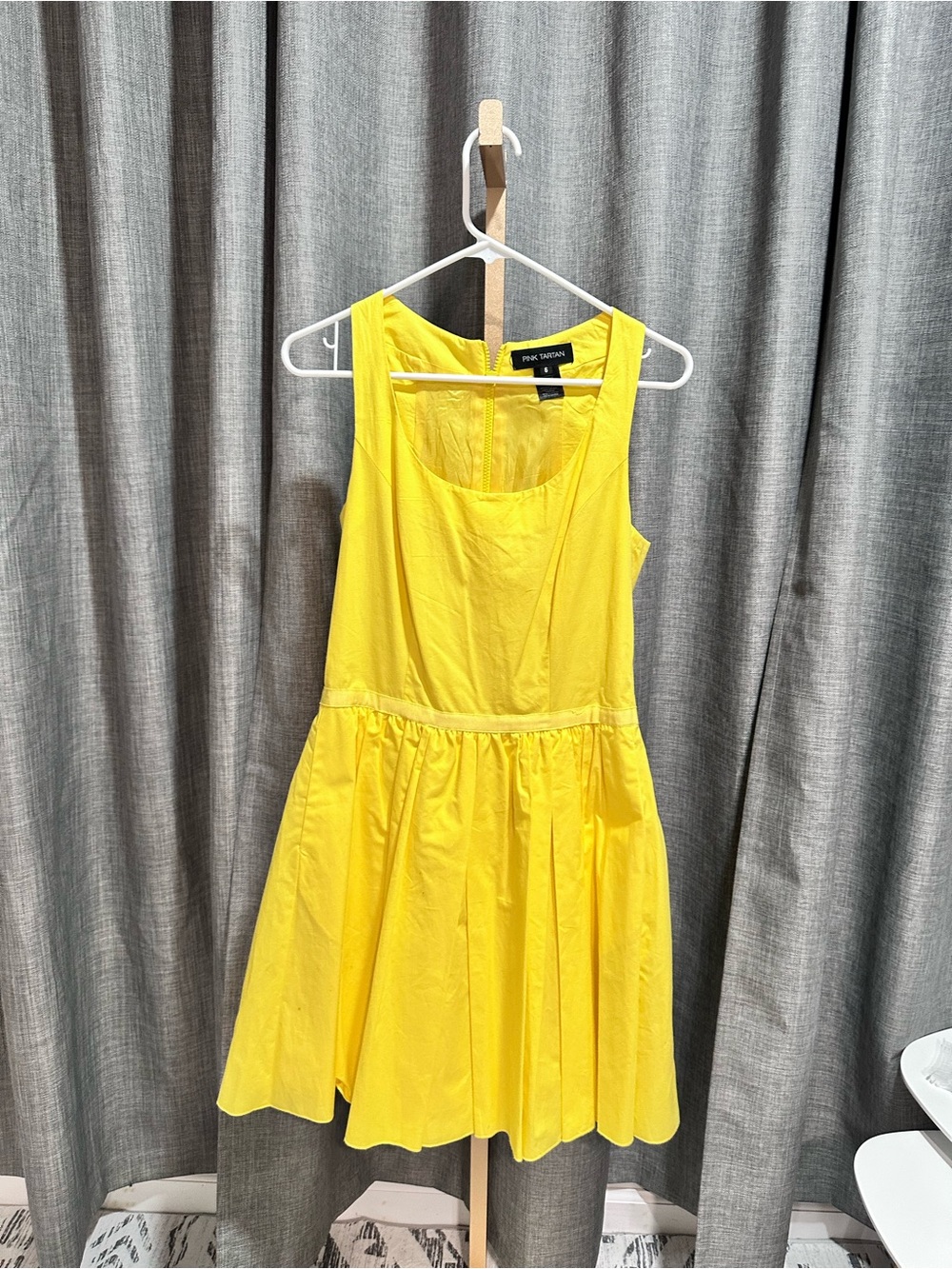 ❤️❤️Pink Tartan Bright Yellow Sleeveless Fit-and-Flare Dress. NEVER WORN
